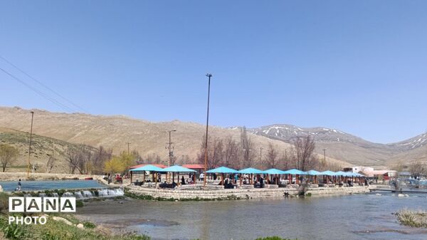 خنکی چشمه دیمه کوهرنگ روح را نوازش می‌دهد