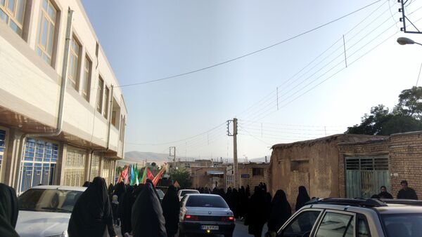 علم‌ گردانی آیین‌ هر ساله‌ شهر وردنجان