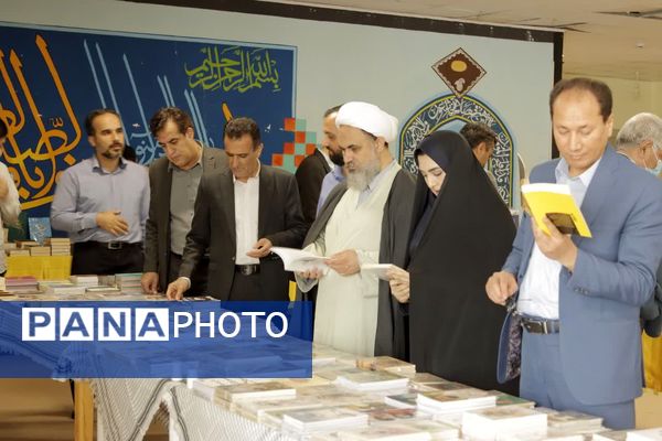 نمایشگاه «کتاب طلوع» در سرای دانشجویی پردیس آیت الله خامنه‌ای گرگان