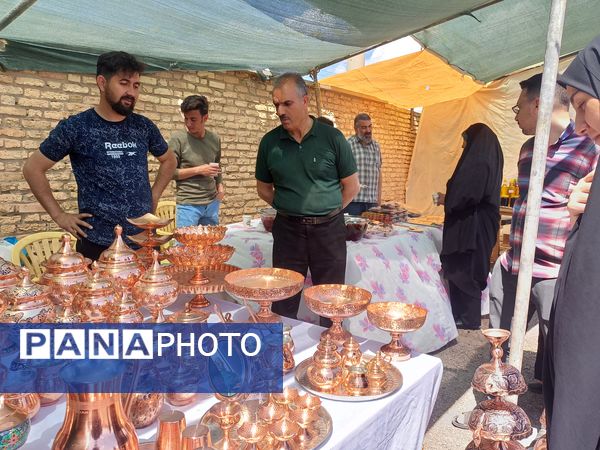 جشنواره و نمایشگاه بومی و محلی بهار در بهار روستای جندابه