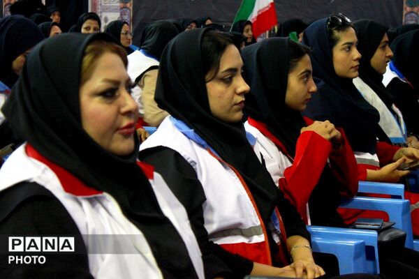 بزرگداشت و ادای احترام مدیران و کارکنان دولت در استان کرمان به رهبر شهید ایران