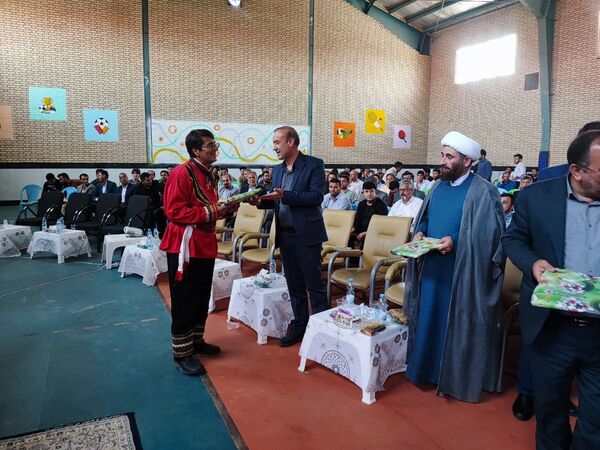 جشن گرامیداشت مقام معلم در شهر آشخانه 