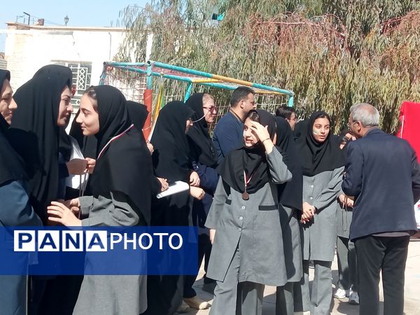 جام اقتدار در مدرسه مرحوم پاکدل خلیل آباد