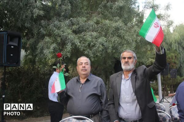 روزی برای تقدیر از سالمندان