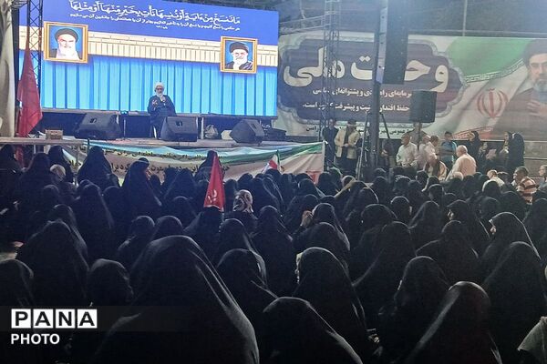 مردم دیار ۱۵ خرداد در صف مقدم مقاومت