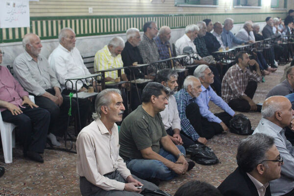 یادواره 50 شهید کوی رهبر قم