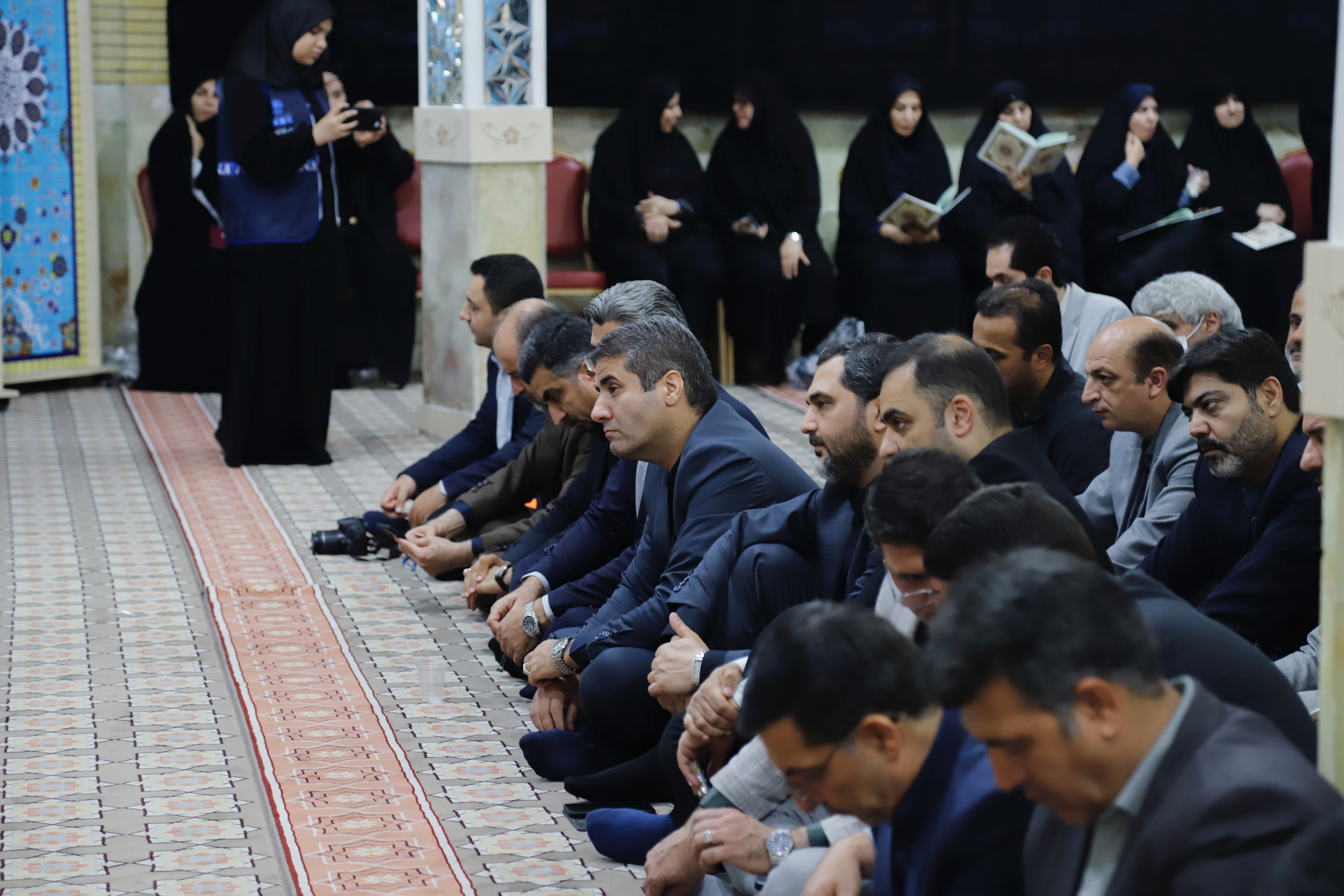 هم‌نوایی جامعه فرهنگیان تهران در سوگ رهبر شهید