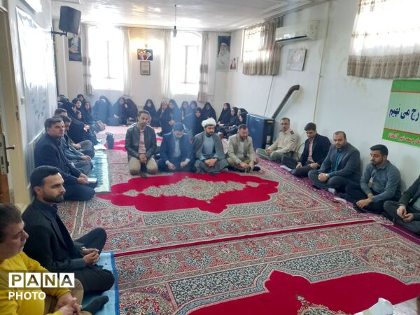 دیدار معاونین و مربیان پرورشی با امام جمعه شهر آشخانه