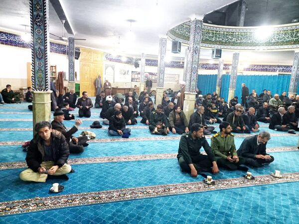 برگزاری مراسم شهرستانی به‌مناسبت تدفین شهیدان نصرالله و صفی‌الدین در شهرستان فیروزکوه