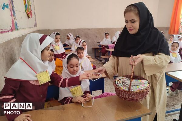 زنگِ مهر در بهارستان دو؛ از فرشته‌ها تا شکوفه‌ها