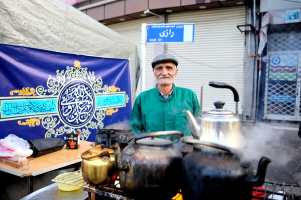 برپایی ایستگاه صلواتی موکب علی‌بن‌موسی‌الرضا(ع) استان گلستان