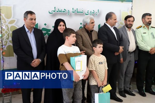 تقدیر مدیرکل آموزش و پرورش آذربایجان شرقی از فرزندان دانش‌آموز شهدای اقتدار