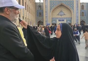 لحظاتی ناب از حضور در محضر امام رئوف