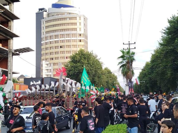 آیین علم‌گردانی ماه محرم در آمل
