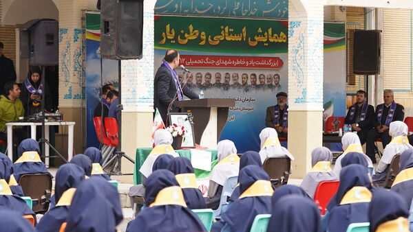 همایش استانی «وطن‌یار» در مدرسه کوثر اراک با حضور قائم‌مقام سازمان دانش‌آموزی کشور