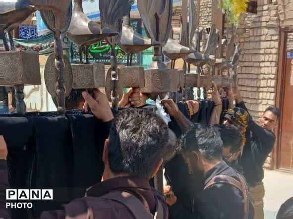 در هشتمین روز ماه محرم طنین نوای یا حسین در کوچه‌های فدافن پیچید
