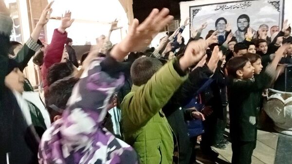 سرود خیابانی به‌مناسبت دهه فجر در کاشمر