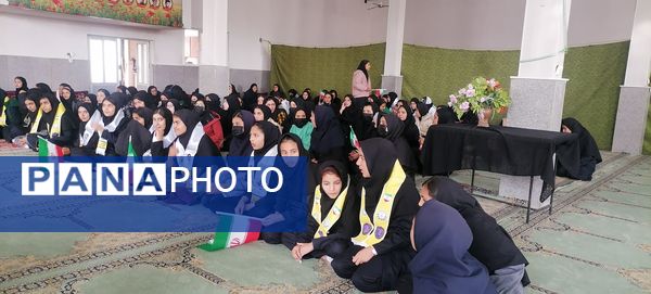جشن روز دانش آموز دختران دبیرستان حضرت فاطمه و حضرت رقیه در مهدیه شهر بار نیشابور 