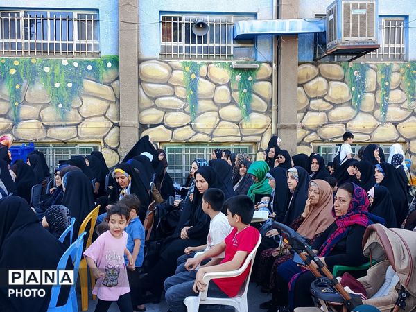 مراسم طلب آمرزش در روز عرفه، از زبان امام حسین «ع» در شهر فردوسیه 