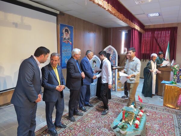 برگزاری مسابقات استانی قرآن و عترت دانش‌آموزی در بجنورد