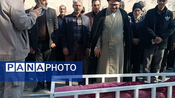 تشییع مادر شهید روستای یاسه چای با حضور گسترده مردم