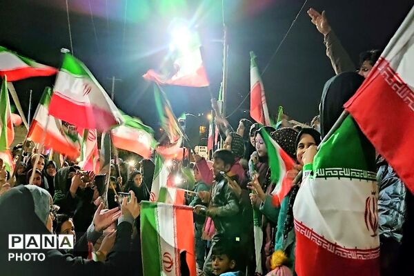 صدای ایستادگی در شب‌های خیابان شهر بار