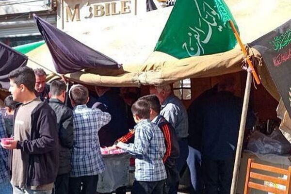 برپایی موکب پذیرایی و قاب‌های ایثار؛ از خاکریز تا بوم نقاشی در فیروزکوه