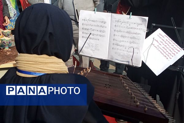 مدرسه فرزانگان ملارد میزبان نمایشگاه دستاوردهای علمی دانش‌آموزان