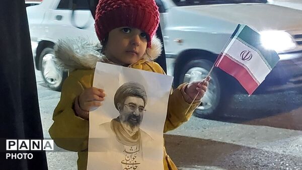 حضور پرشکوه پیشتازان فارسان در راهپیمایی 