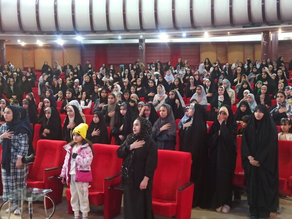 همایش مادر دختری در ساختمان صبا مشهد