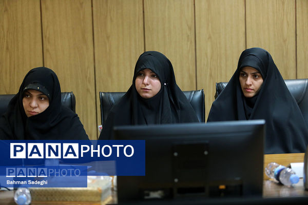 دیدار وزیر آموزش و پرورش با مسئولان اتحادیه انجمن‌های اسلامی دانش‌آموزی سراسر کشور