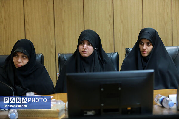 دیدار وزیر آموزش و پرورش با مسئولان اتحادیه انجمن‌های اسلامی دانش‌آموزی سراسر کشور