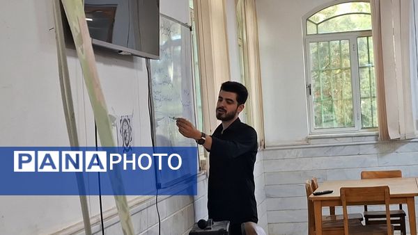 همایش کوله پشتی روایت جهاد در کهک 