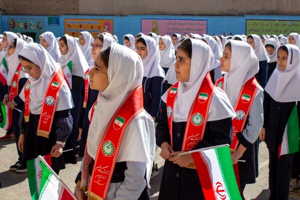 برگزاری همایش یاوران انقلاب، پیشتازان مقاومت در شهرستان محلات