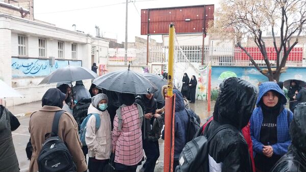 اولین بارش باران الهی در شهر زیبای  نیشابور 