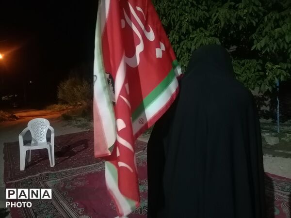 نماز جماعت همراه با اجتماعات شبانه در حسینیه شهدای شهر بار نیشابور 