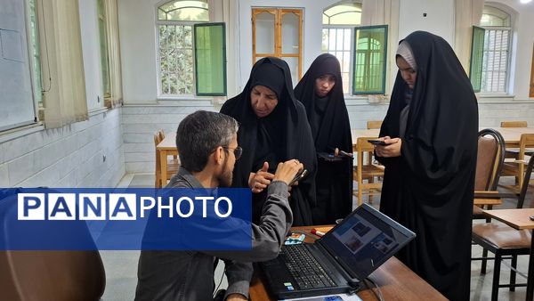 همایش کوله پشتی روایت جهاد در کهک 