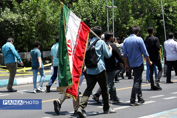 تجمع مردم تهران در محکومیت حمله رژیم صهیونیستی به ایران