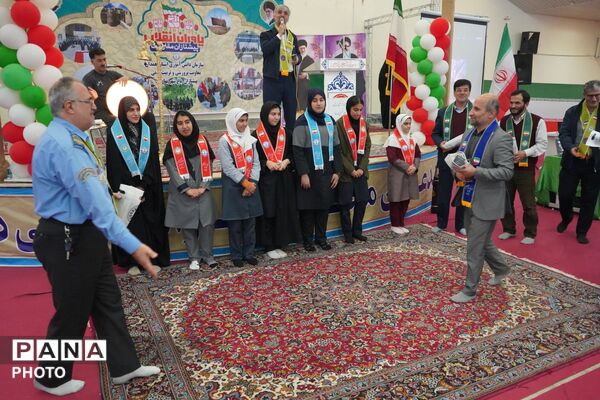 همایش یاوران انقلاب، پیشتازان مقاومت در نهاوند