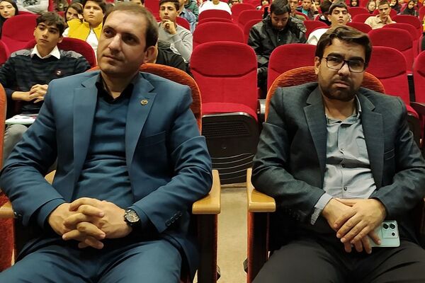 همایش موفقیت در کنکور سراسری در بهارستان‌2