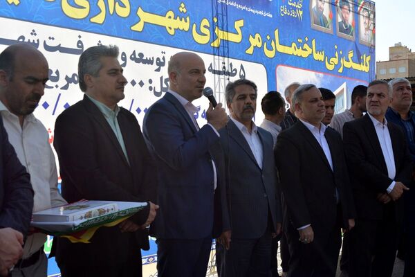بهارستان روی ریل پیشرفت، افتتاح چندین طرح خدماتی و عمرانی