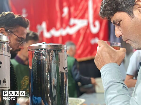 خدمات رسانی موکب ها در حسینیه فضل