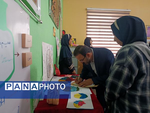 نواخته شدن زنگ هفته پژوهش در دماوند