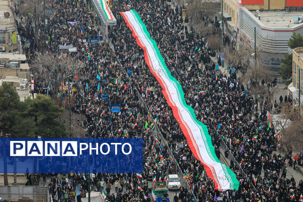 شکوه 22 بهمن مشهد مقدس از نمای هوایی