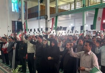 دانش‌آموزان سردشت بشاگرد تجلی‌گر ایستادگی در ۱۳ آبان