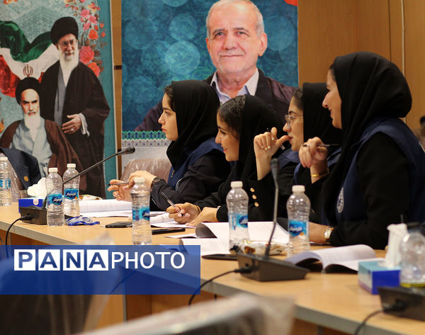 حضور مدیر عامل خبرگزاری پانا در جمع دانش آموز خبرنگاران خراسان شمالی