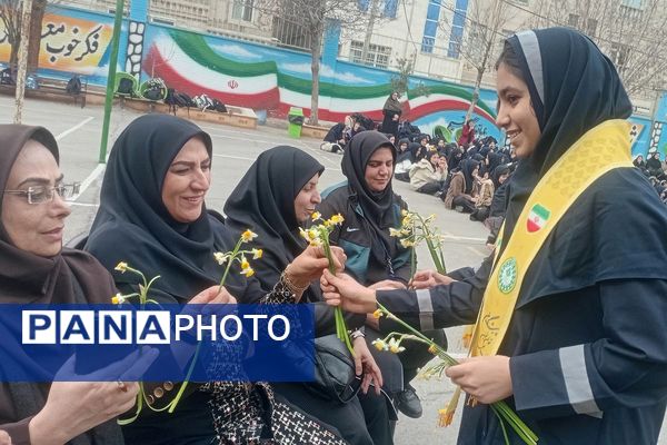 جشن نیمه شعبان در مدرسه فاطمه عرب قرچک