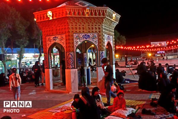 مراسم دسته عزاداری سید و سالار شهیدان امام حسین (ع) 