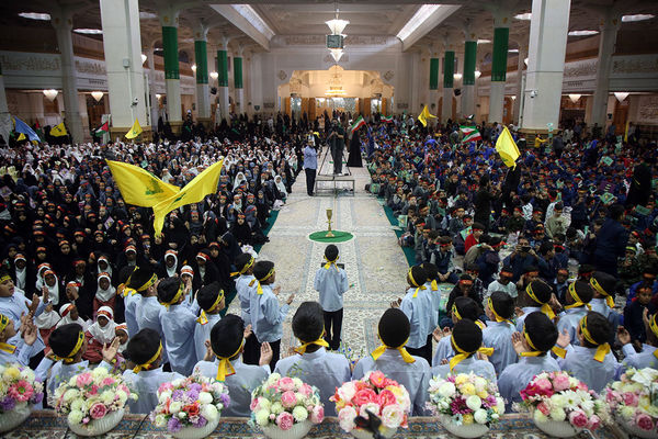 اجتماع دانش‌آموزی سربازان کوچک برای مقاومت در قم