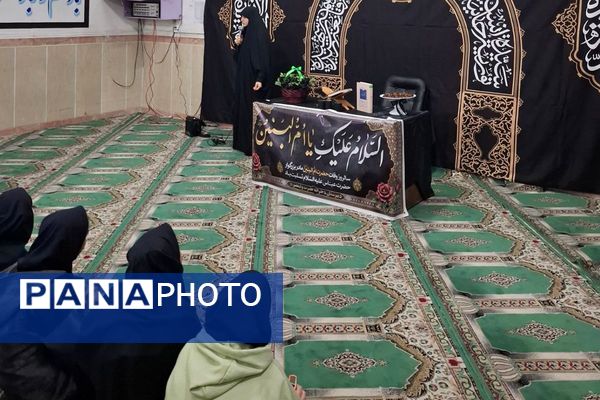 در سوگ مادرِ وفا